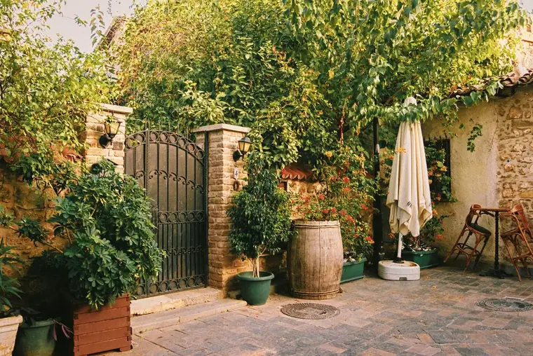 Paysagiste à Montreuil, photographie d’illustration